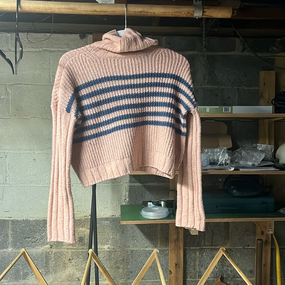 Women’s sweater